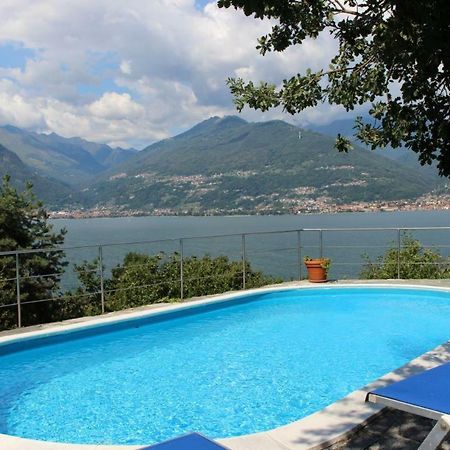 Villa Erica Con Piscina Privata Sul Lago Di Como Colico Luaran gambar