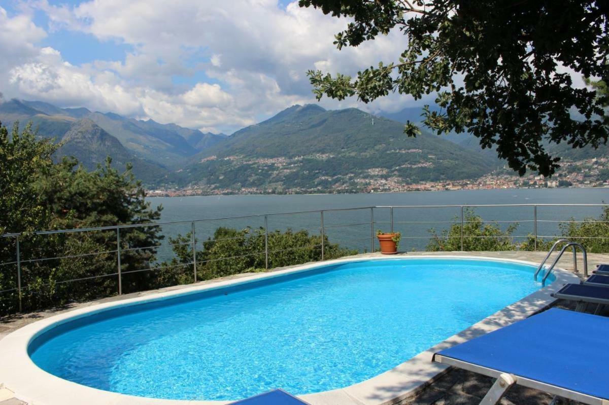 Villa Erica Con Piscina Privata Sul Lago Di Como Colico Luaran gambar